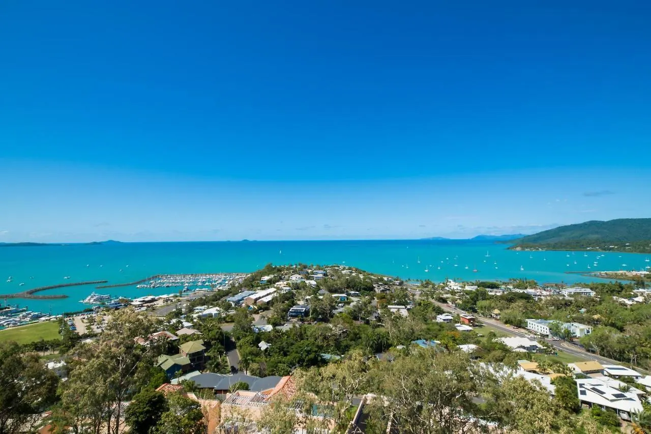 South Hamptons Beach House Airlie Beach Australia