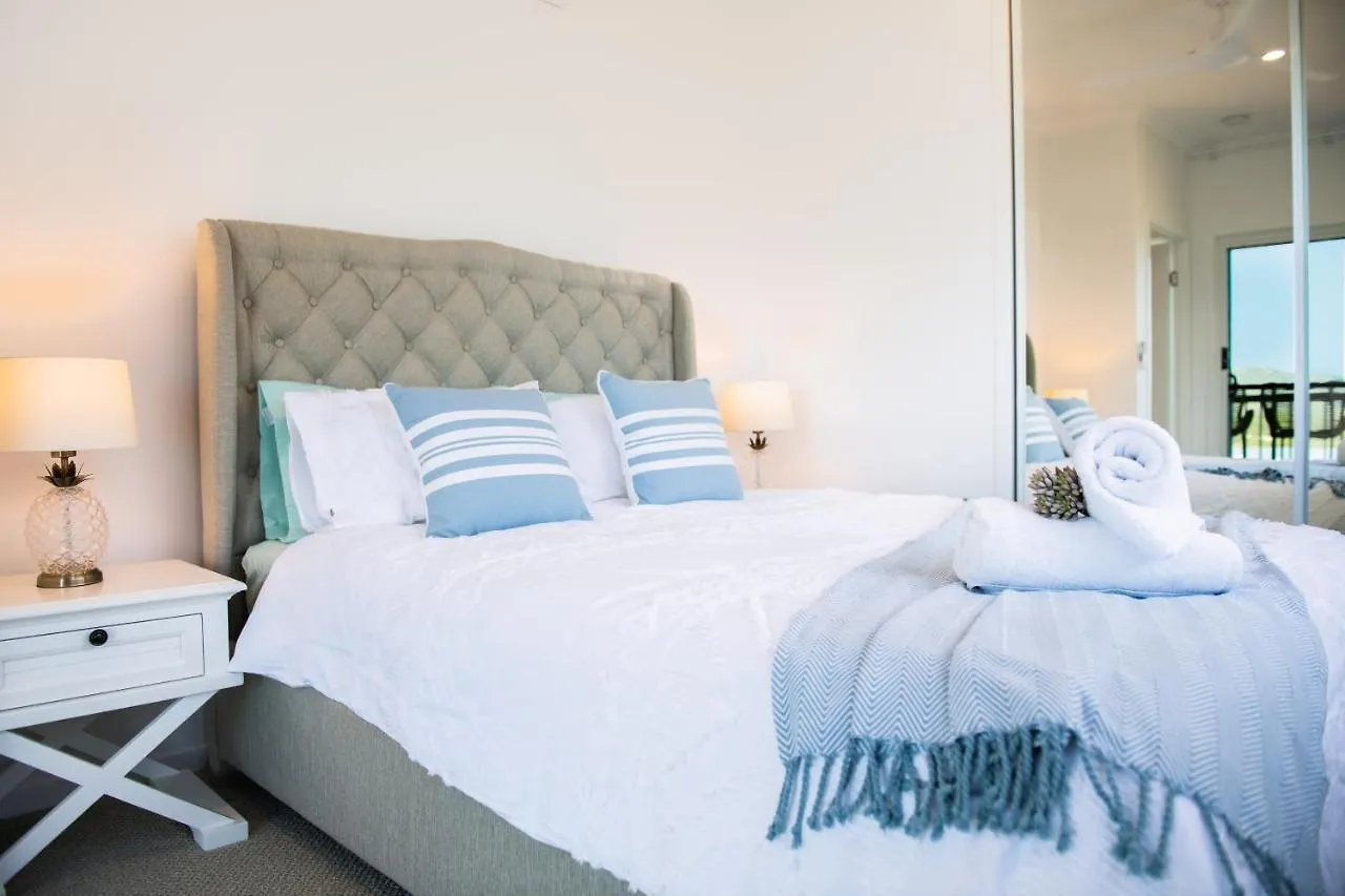 South Hamptons Beach House Airlie Beach
